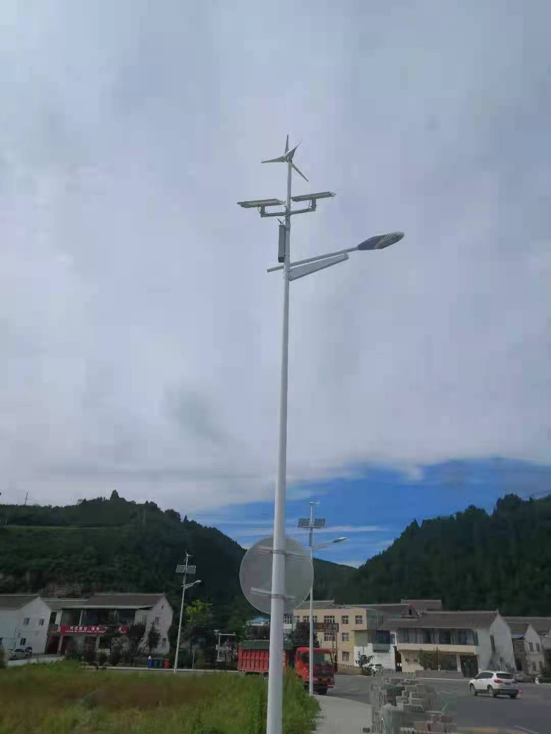 山西新農（nóng）村新能源風力發電（diàn）太陽能燈